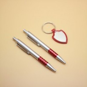 طقم هدية مجانية قلم مع ميدالية